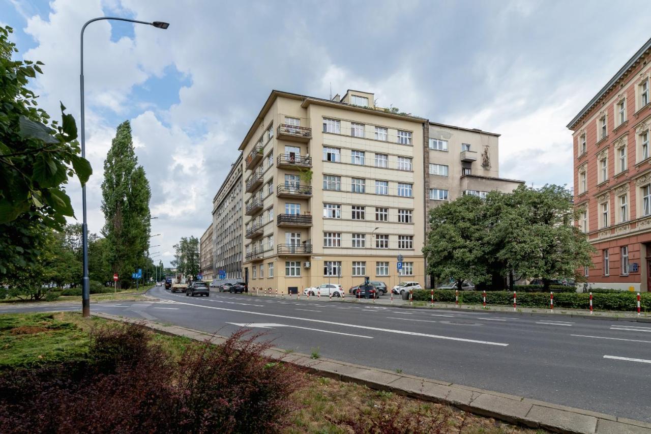 Slowacki Avenue Family Apartments Cracow By Noclegi Renters Krakow Exterior photo